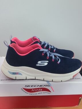 Skechers Women's Navy with Pink Liner and Light Blue Laces Athletic Sneakers